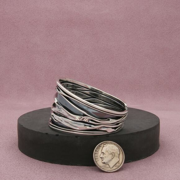 taxco mexico sterling silver vintage river textured cuff bracelet size 6.25in - Picture 2 of 3